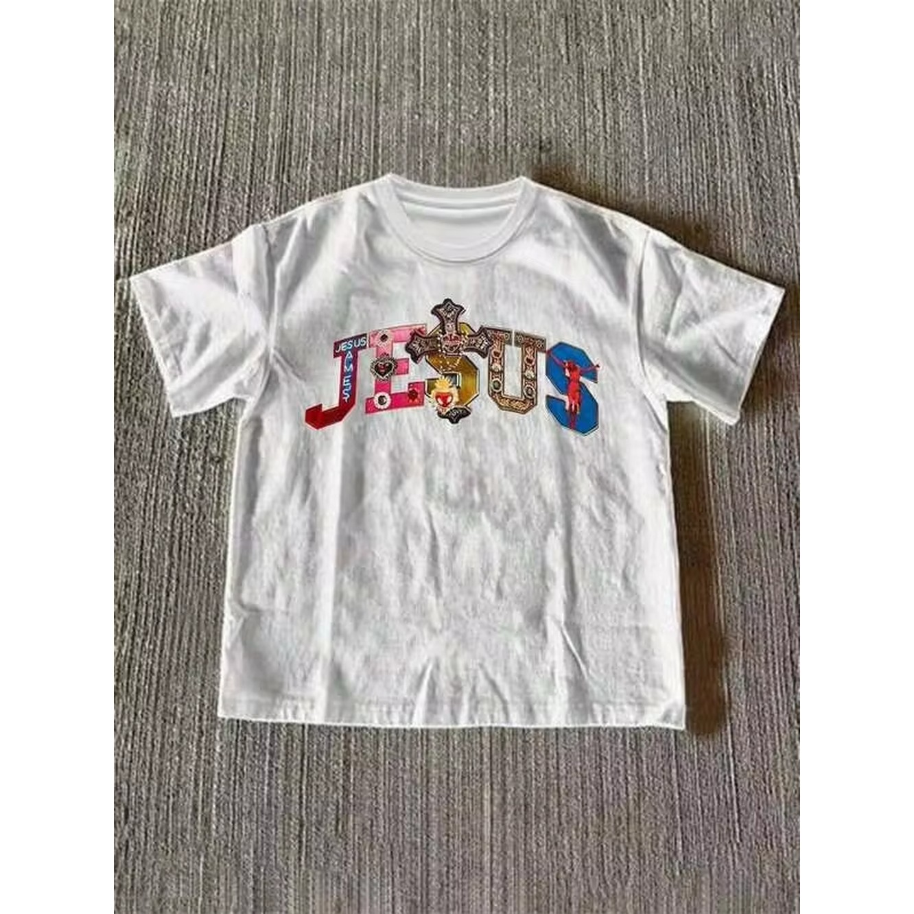 Outdoor Adventure Girl - Kleurrijk en comfortabel kinder-T-shirt met korte