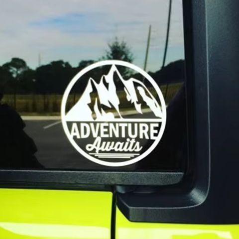 Outdoor Adventure Words - Het avontuur wacht op je Bergcamperbus